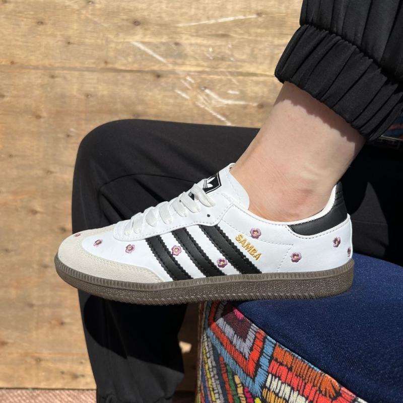 Samba Beyaz Çiçekli