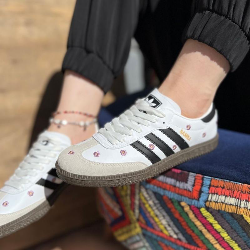 Samba Beyaz Çiçekli