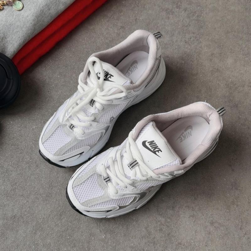 Nike Micro Beyaz Lacivert